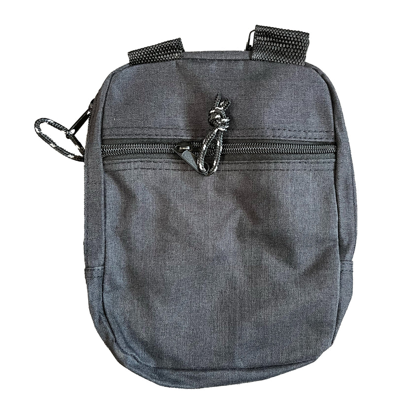 W:O:A - Schultertasche klein - Logo