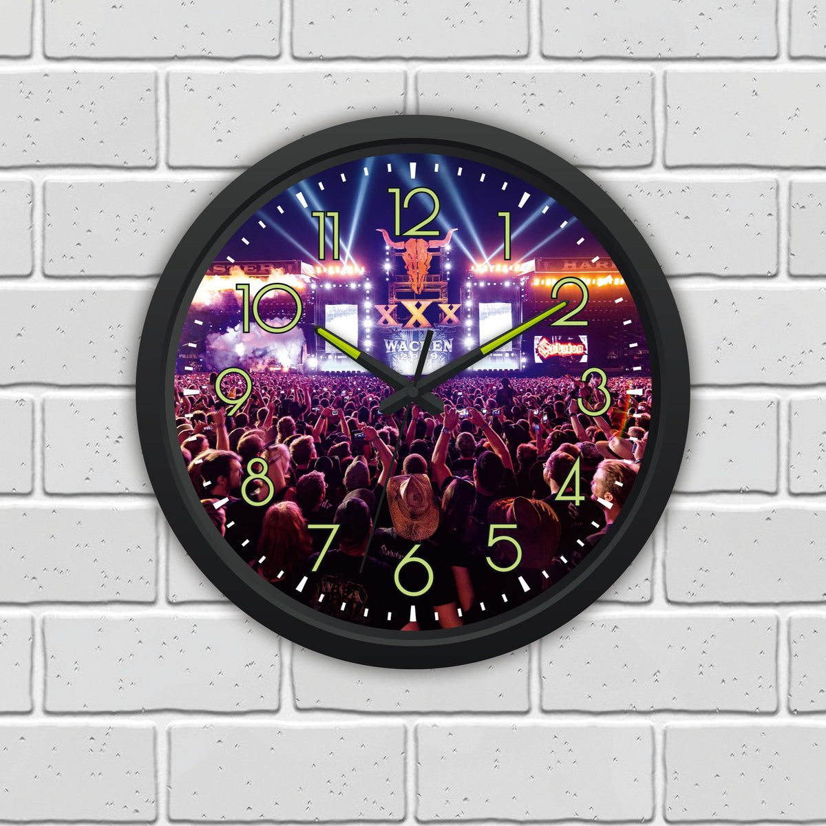 W:O:A - Wanduhr - Glow In The Dark